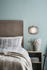 Lampa wisząca Markslojd Sober 107919 przydymiona szkło mosiądz szczotkowany 25 cm small 1