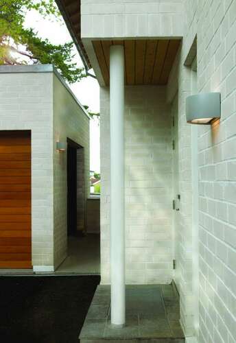 Sprawdź Kinkiet Zewnętrzny Vasa 128 Aluminium RAL-9006 - NORLYS