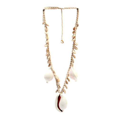 Sprawdź Big White Cowrie Shell Necklace