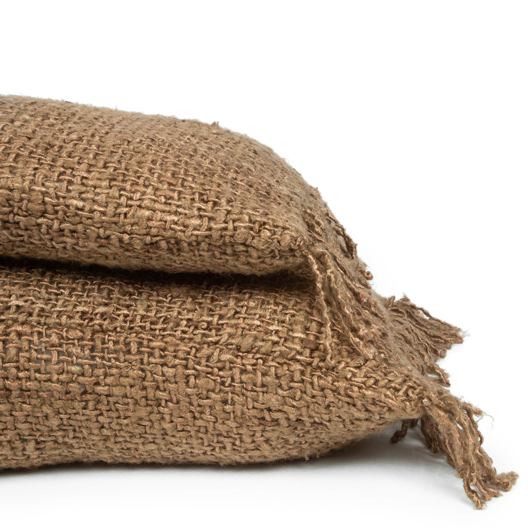 Obejrzyj Poszewka na poduszkę Bazar Bizar Oh My Gee brązowa 35 × 100 cm Poszewka na poduszkę Bazar Bizar Oh My Gee brązowa 35 × 100 cm