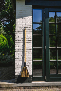 Big Broom - Natural Black 5 Big Broom - Natural Black small 5