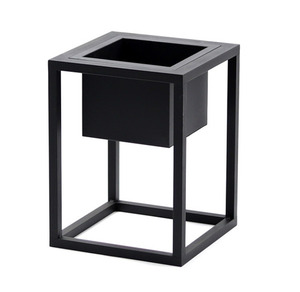 Kwietnik metalowy JAKPOL LUX 40 cm czarny mat loftowy ze stalową osłonką small 4