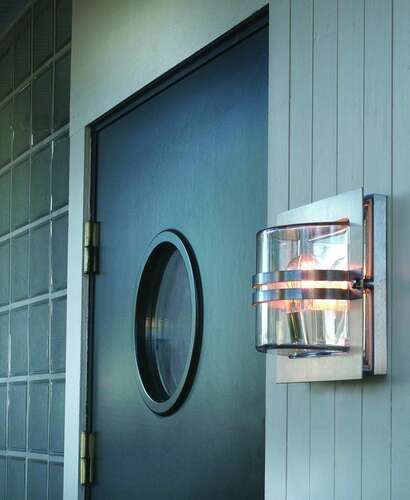 Sprawdź Kinkiet Zewnętrzny BERN 650ST E27 Stal Nierdzewna - NORLYS