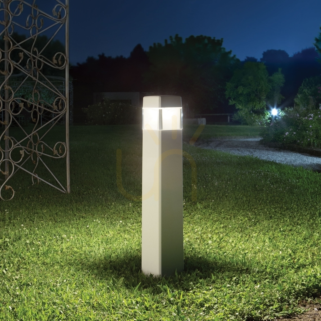 Zobacz Lampa zewnętrzna stojąca Ideallux COSMO biała GX53 10W IP55 80 cm 187877 Lampa zewnętrzna stojąca Ideallux COSMO biała GX53 10W IP55 80 cm 187877