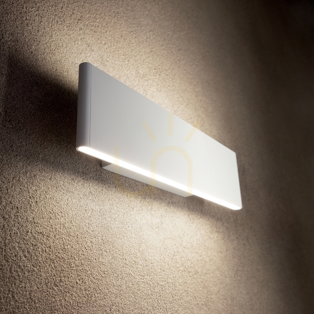 Zobacz Kinkiet Ideallux DESK 138251 biały LED 12,5W 28,5 cm Kinkiet Ideallux DESK 138251 biały LED 12,5W 28,5 cm