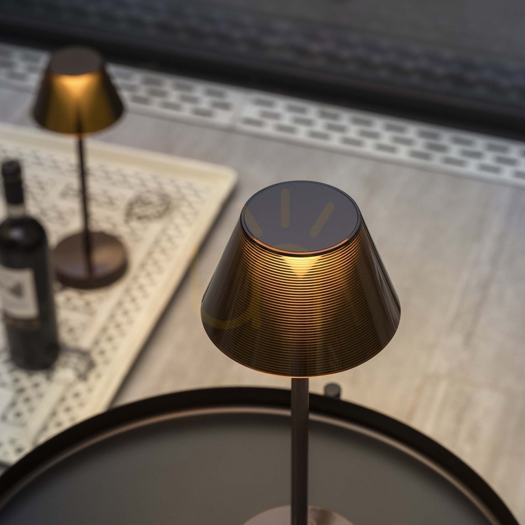 Obejrzyj Lampa stołowa Ideallux Lolita 286723 biała LED 1,8W IP54 ⌀12,5 cm Lampa stołowa Ideallux Lolita 286723 biała LED 1,8W IP54 ⌀12,5 cm