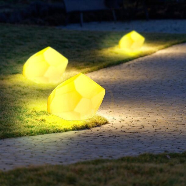 Zobacz Lampa ogrodowa kamień DIAMOND XL LED RGBW 16 kolorów 60 cm Lampa ogrodowa kamień DIAMOND XL LED RGBW 16 kolorów 60 cm