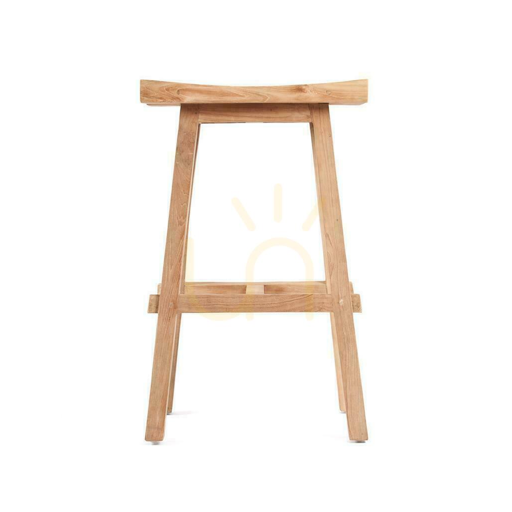 Sprawdź Taboret barowy BAZAR BIZAR Tabanan z odzyskanego drewna tekowego, naturalny, Outdoor Collection Taboret barowy BAZAR BIZAR Tabanan z odzyskanego drewna tekowego, naturalny, Outdoor Collection