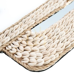 Lustro BAZAR BIZAR Cactus Shell białe 38 × 40 × 5 cm BABL024W small 1