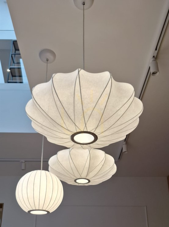 Pokaż Lampa wisząca SILK biała 50 cm Lampa wisząca SILK biała 50 cm