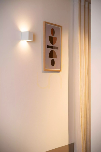 Sprawdź Kinkiet akumulatorowy Lucide VERTIGO biały LED 6 W 2700 K IP54 z czujnikiem ruchu 27250/06/31