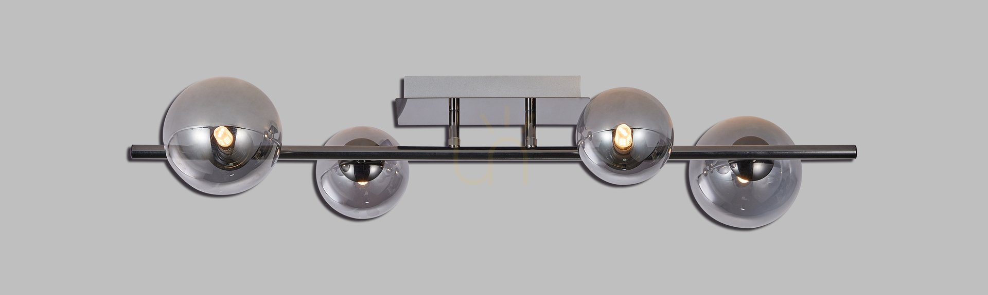 Zobacz SEVILLA Lampa sufitowa z czterema kulistymi kloszami w kolorze czarnego chromu Aviano SEVILLA Lampa sufitowa z czterema kulistymi kloszami w kolorze czarnego chromu Aviano
