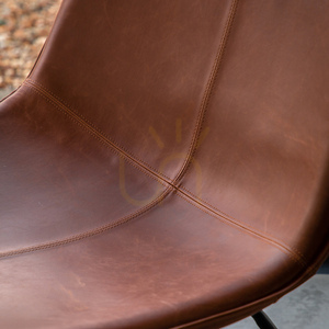 Krzesło lounge Gallery Direct Hawking brązowe z ekoskóry na metalowej ramie small 3