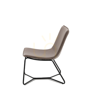 Fotel lounge Gallery Direct Hawking Ember ze skóry ekologicznej na czarnej metalowej ramie small 5
