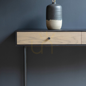 Konsola z 2 szufladami Gallery Direct Carbury czarno-naturalna 110x35x80 cm small 2