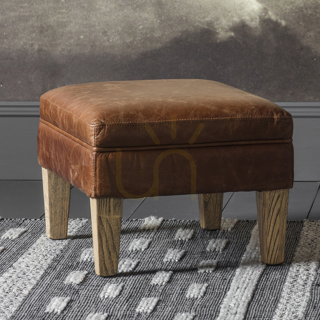 Zobacz Taboret Gallery Direct Paddington vintage brown skóra jesion 55x45x36 cm Taboret Gallery Direct Paddington vintage brown skóra jesion 55x45x36 cm