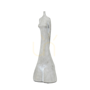 Rzeźba dekoracyjna kobiety Carla duża piaskowa poliresin 38 cm Gallery Direct small 1