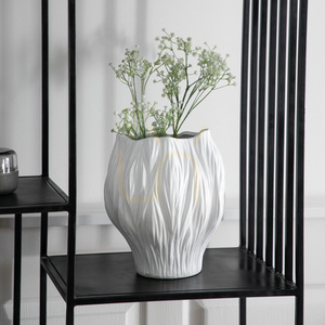 Wazon ceramiczny Gallery Direct Flora duży biały 22x20x26 cm 5059413677465 1 Wazon ceramiczny Gallery Direct Flora duży biały 22x20x26 cm 5059413677465 small 1
