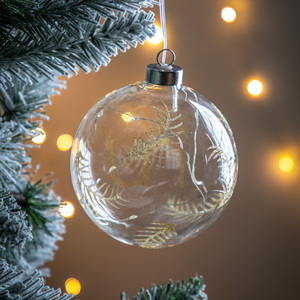 Bombka LED Gallery Direct z wytrawionym motywem złotego pióra, przezroczysta, 12 × 12 × 14 cm 5 Bombka LED Gallery Direct z wytrawionym motywem złotego pióra, przezroczysta, 12 × 12 × 14 cm small 5