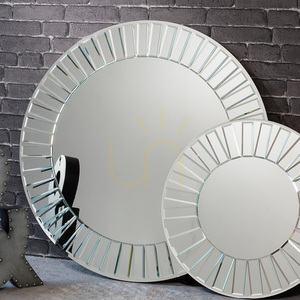Lustro okrągłe Gallery Direct Mondello 90 cm srebrne mozaikowe 5055299468814 3 Lustro okrągłe Gallery Direct Mondello 90 cm srebrne mozaikowe 5055299468814 small 3