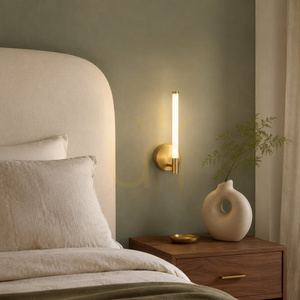 Lampa ścienna CLODE LED złota 26 cm small 2