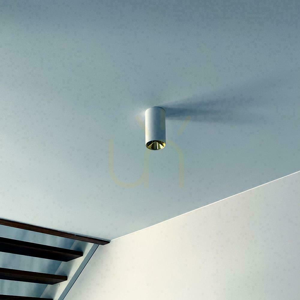 Zobacz Oprawa Sufitowa V-TAC GU10 Okrągła Natynkowa Tuba Biały+Złoty 80x140mm VT-882-R 3 Lata Gwarancji Oprawa Sufitowa V-TAC GU10 Okrągła Natynkowa Tuba Biały+Złoty 80x140mm VT-882-R 3 Lata Gwarancji