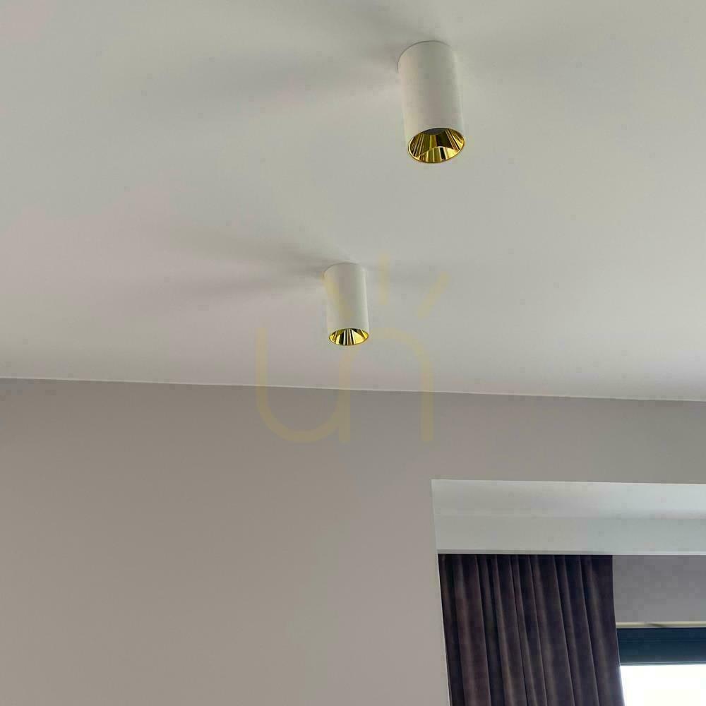 Obejrzyj Oprawa Sufitowa V-TAC GU10 Okrągła Natynkowa Tuba Biały+Złoty 80x140mm VT-882-R 3 Lata Gwarancji Oprawa Sufitowa V-TAC GU10 Okrągła Natynkowa Tuba Biały+Złoty 80x140mm VT-882-R 3 Lata Gwarancji