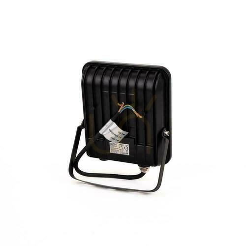 Sprawdź Projektor LED V-TAC 30W G8 Czarny 185Lm/W EVOLUTION VT-30185 6500K 4720lm 5 Lat Gwarancji
