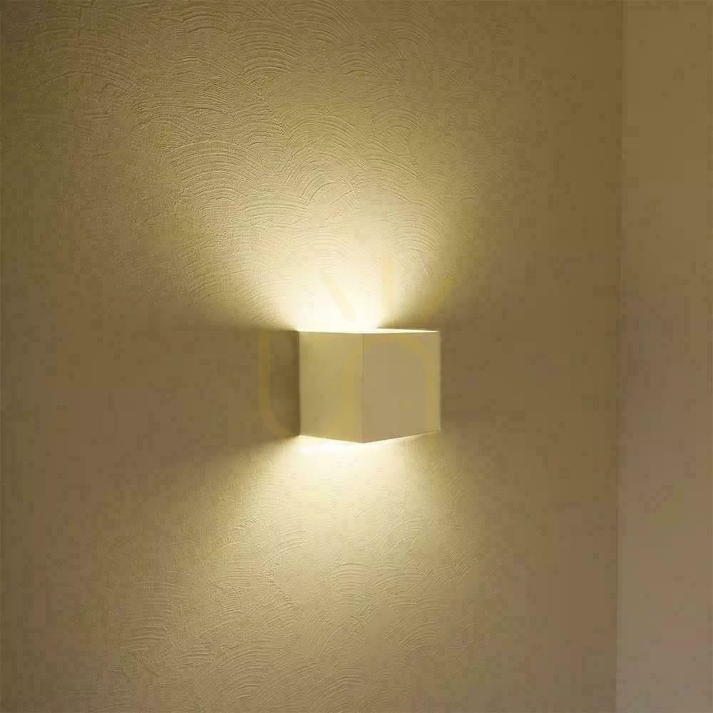 Pokaż Oprawa Ścienna V-TAC 5W Kinkiet Góra Dół Regulowana Biały Kwadrat IP65 Bridgelux VT-759-W 3000K 700lm Oprawa Ścienna V-TAC 5W Kinkiet Góra Dół Regulowana Biały Kwadrat IP65 Bridgelux VT-759-W 3000K 700lm