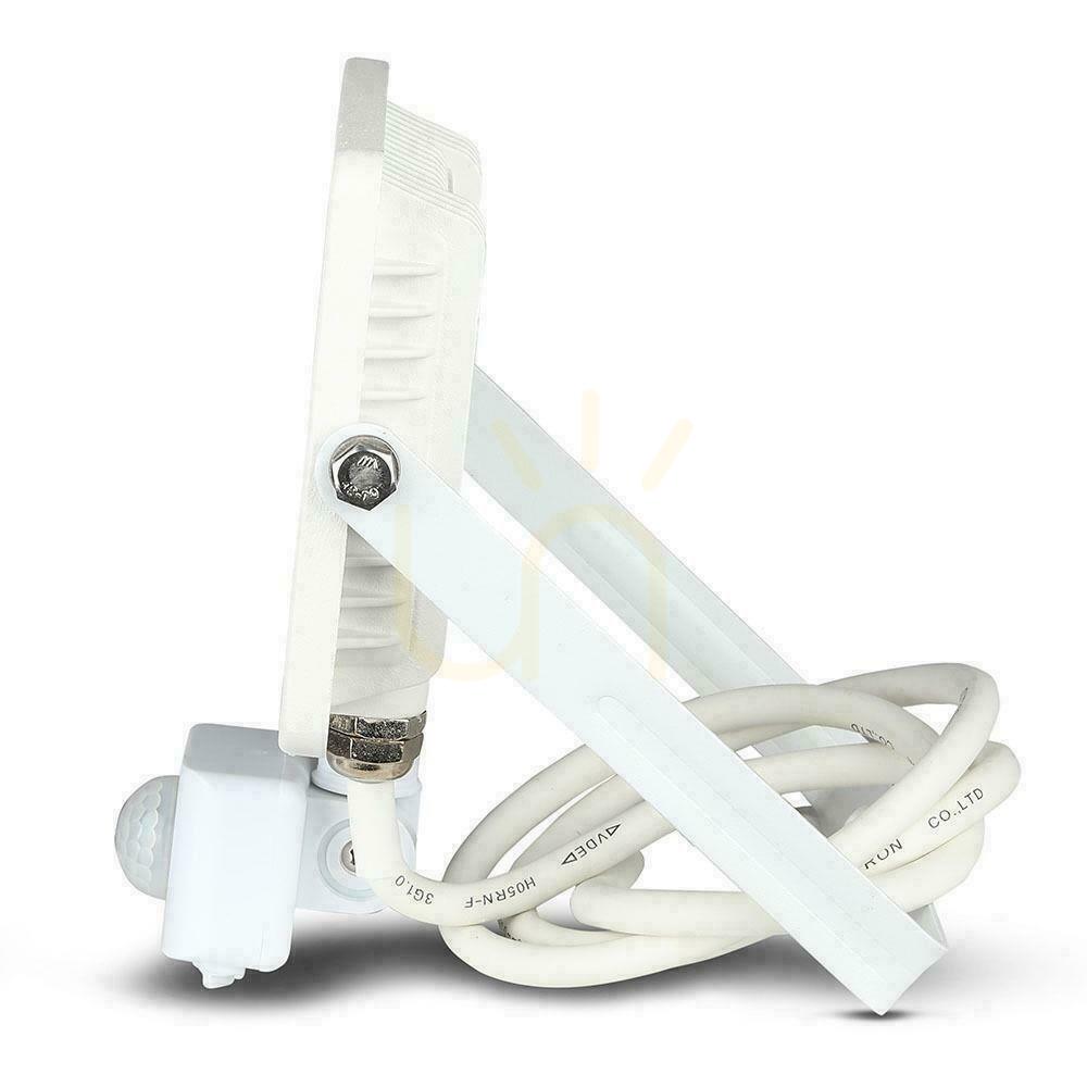 Obejrzyj Projektor LED V-TAC 30W SAMSUNG CHIP Czujnik Ruchu Funkcja Cut-OFF Biały VT-30-S-W 3000K 2400lm 5 Lat Gwarancji Projektor LED V-TAC 30W SAMSUNG CHIP Czujnik Ruchu Funkcja Cut-OFF Biały VT-30-S-W 3000K 2400lm 5 Lat Gwarancji