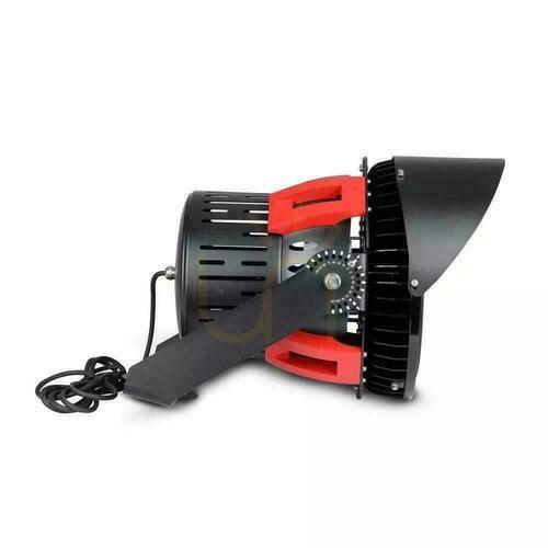 Sprawdź Projektor LED V-TAC 500W SAMSUNG CHIP Sports Light 45st Ściemnialny Zas. Mean Well VT-500D 5000K 67500lm 5 Lat Gwarancji