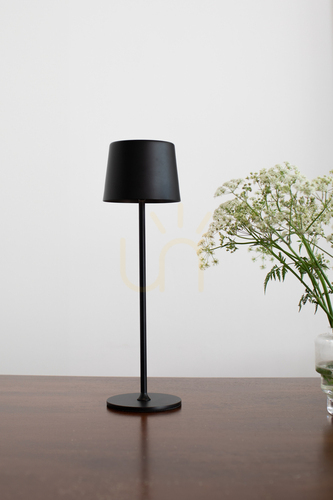 Sprawdź Lampka biurkowa Markslojd 108653 czarna stalowa LED 2x2W 38 cm