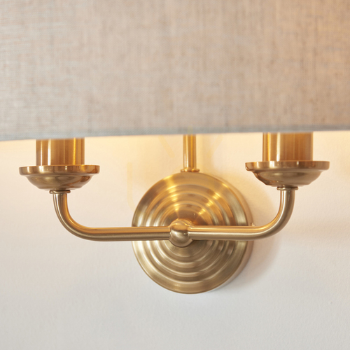 Sprawdź Kinkiet Endon Highclere w wykończeniu vintage brass, 2 × E14, naturalny len