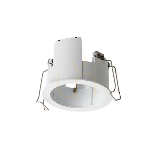 Sprawdź Maskownica sufitowa Ideallux BEYOND 370064 biała 8,8 cm