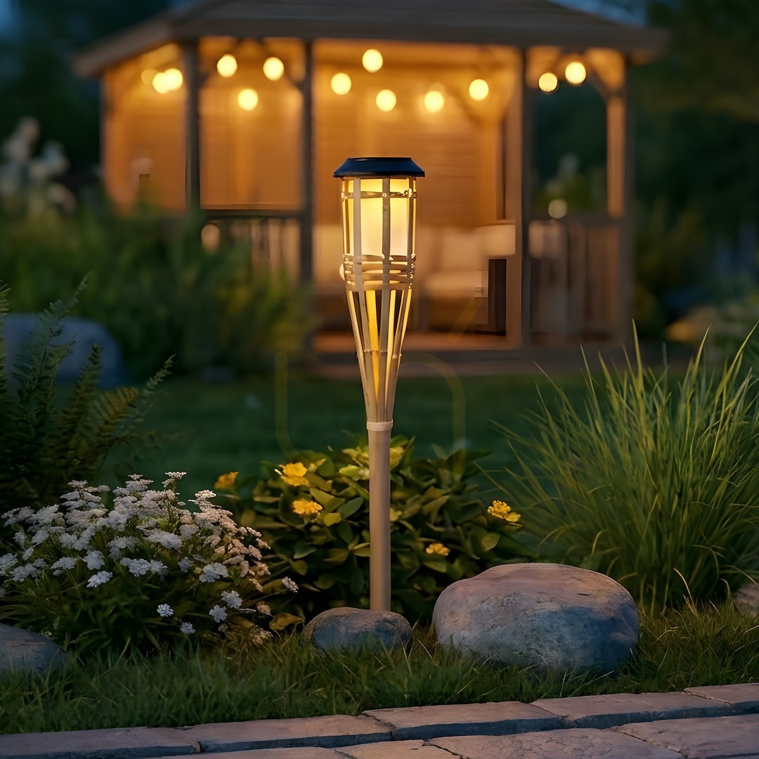 Sprawdź Lampka Solarna Bamboo 1800 K Ip44 IP44 Lampka Solarna Bamboo 1800 K Ip44 IP44