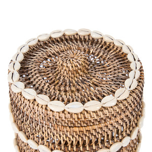 Kosz do przechowywania Bazar Bizar The Shell z rattanu naturalny brąz 21 × 21 × 32 cm small 11