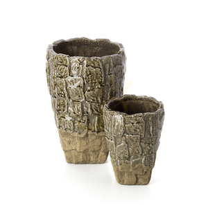 Wazon dekoracyjny kamienny szary S The Rock Texture small 5