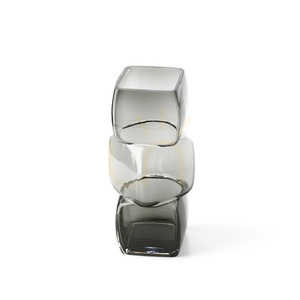 Wazon szklany The Cubes Dark Grey M, Glass Collection small 2