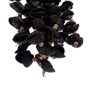 Brelok Muszla z Chwostem Czarny Handmade small 5