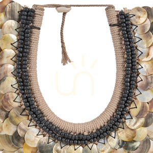 Figurka dekoracyjna Clam Couture na podstawie, naturalna, Stand Decoration small 4