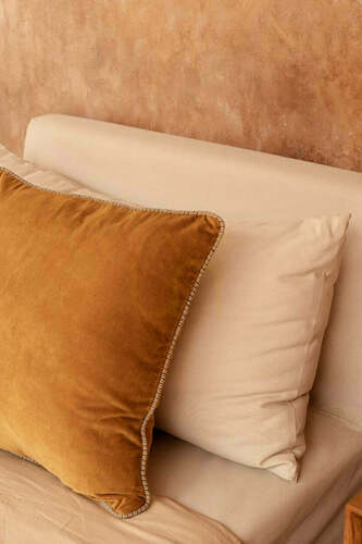 Sprawdź Poszewka na poduszkę Velvet Crush Musztardowa 50x50
