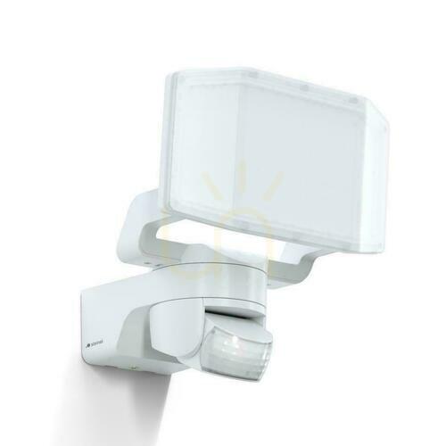 Sprawdź Naświetlacz z czujnikiem Steinel XLED Protect  PIR 15,1W 3000K 1642lm IP54 IK03 230V antracyt/  tworzywo sztuczne