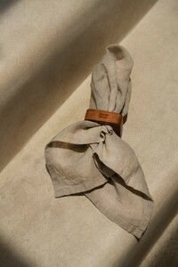 Obrączka na serwetkę Bazar Bizar korzeń tekowy naturalna 6x6x2 cm BASU608N small 15