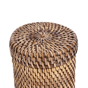 Pojemnik rattanowy BAZAR BIZAR The Rattan Canister naturalny brąz BAGE038NBr 3 Pojemnik rattanowy BAZAR BIZAR The Rattan Canister naturalny brąz BAGE038NBr small 3
