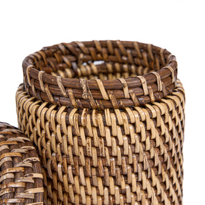 Pojemnik rattanowy BAZAR BIZAR The Rattan Canister naturalny brąz BAGE038NBr 6 Pojemnik rattanowy BAZAR BIZAR The Rattan Canister naturalny brąz BAGE038NBr small 6