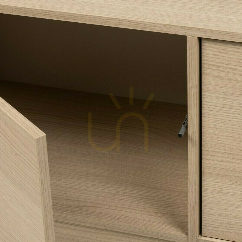 Zobacz Czterodrzwiowa komoda WASABI, dąb Lindberg Nova Nook Czterodrzwiowa komoda WASABI, dąb Lindberg Nova Nook