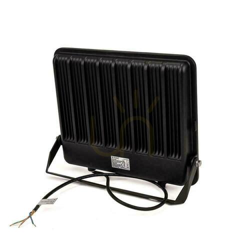 Sprawdź Naświetlacz LED V-TAC CREE CHIP 200W 185Lm/W czarny VT-44205 4000K 37000lm 6 lat gwarancji