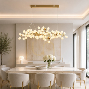 Lampa wisząca CHIC biało złota 105 cm - nowoczesna lampa do salonu small 1