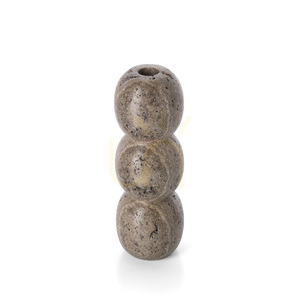 Świecznik stożkowy BAZAR BIZAR Travertine Totem szary kamienny L 3 Świecznik stożkowy BAZAR BIZAR Travertine Totem szary kamienny L small 3