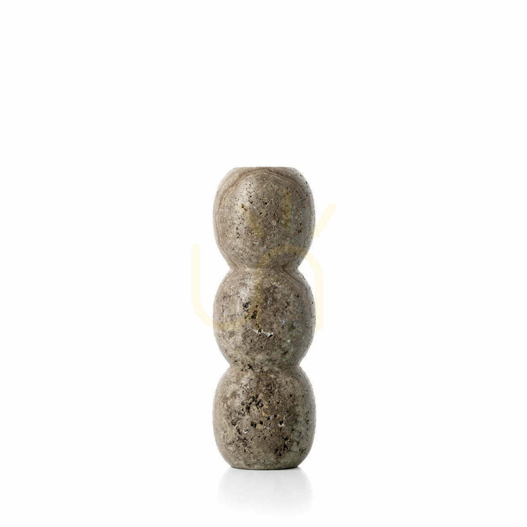 Sprawdź Świecznik stożkowy BAZAR BIZAR Travertine Totem szary kamienny L Świecznik stożkowy BAZAR BIZAR Travertine Totem szary kamienny L